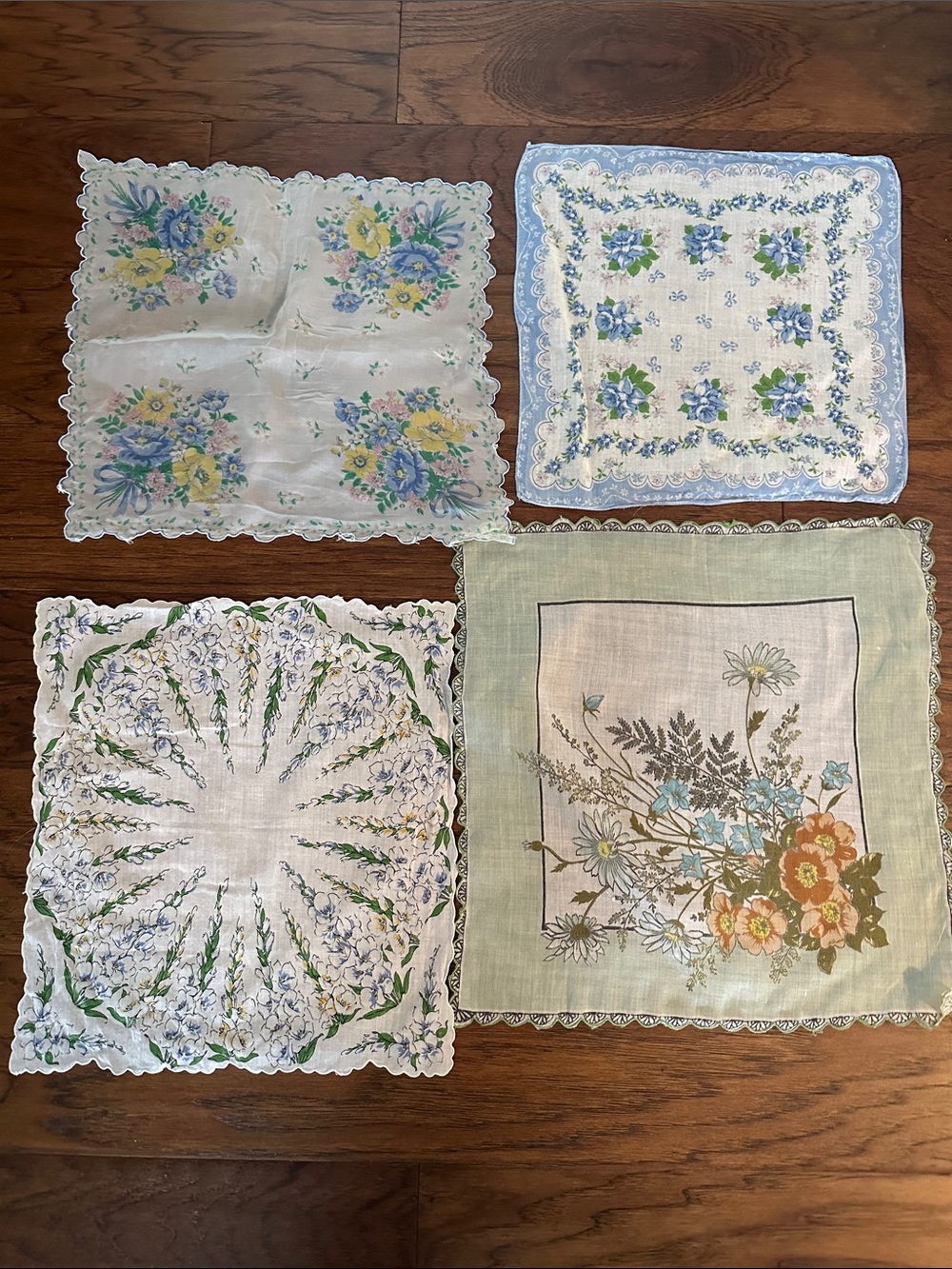 Vintage Floral Cotton Handkerchief Set